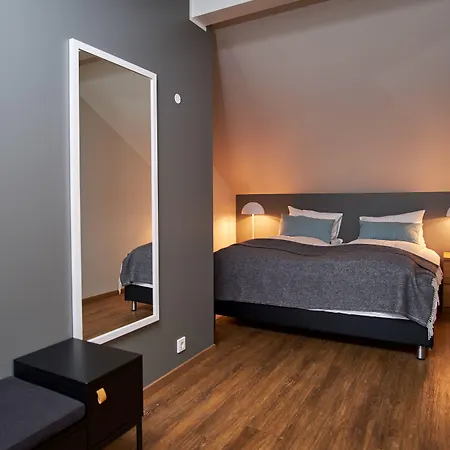 Hotel Berg By Keflavik Airport-3